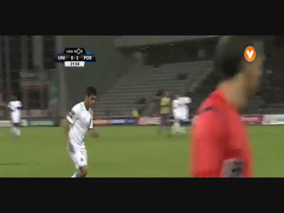 Golaço Fantástico de Corona vs União da Madeira