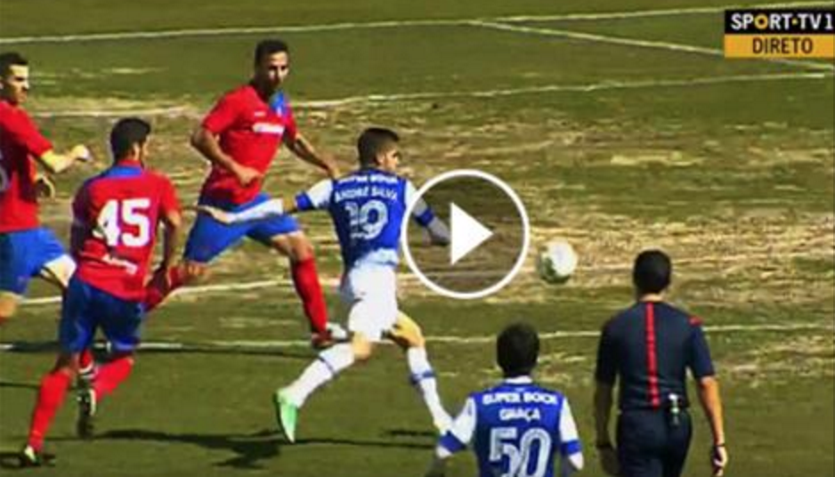 Golaço de André Silva garante vitória do Porto B contra a Oliveirense