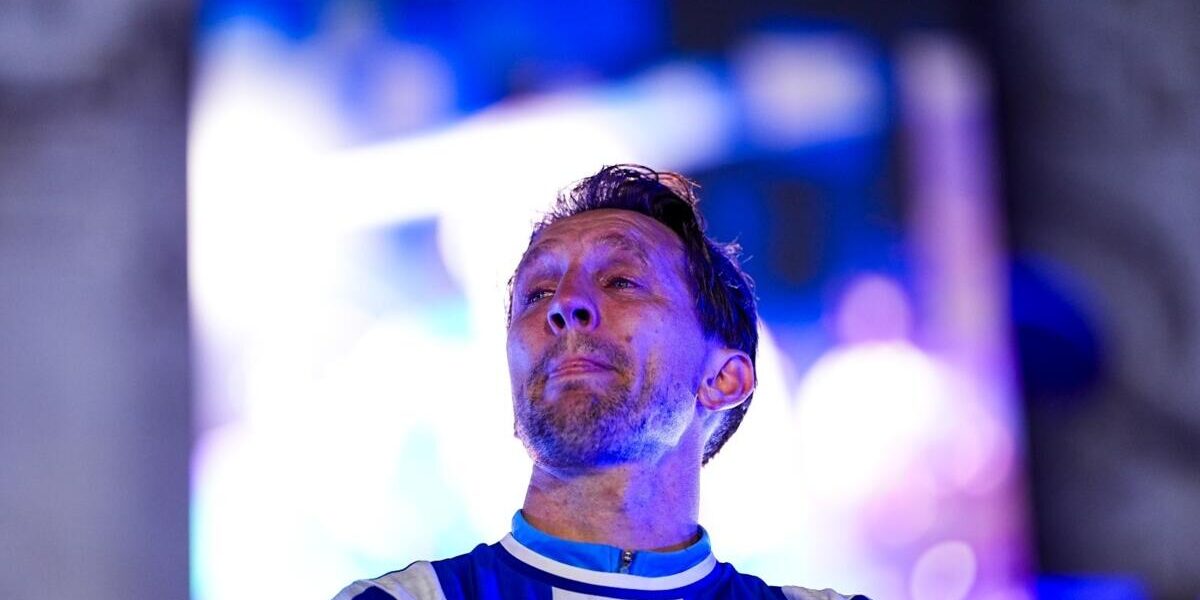 Luuk de Jong emociona-se na despedida do FC Porto: “Caiu-me a ficha de que talvez fosse a última vez…”