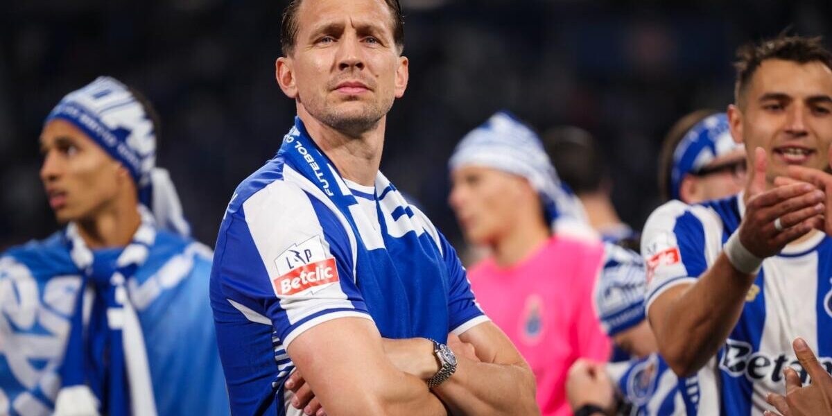Luuk de Jong Reflete sobre a Carreira Após Confirmação de Saída do FC Porto