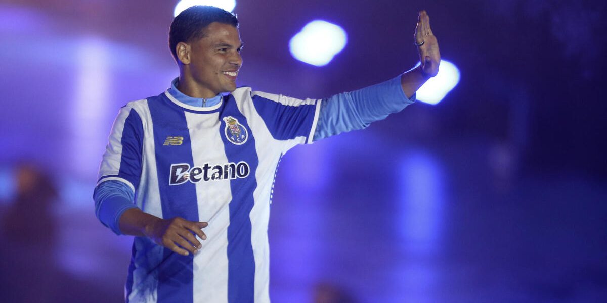 Thiago Silva deixa o FC Porto: “Não é um adeus, é um até logo”