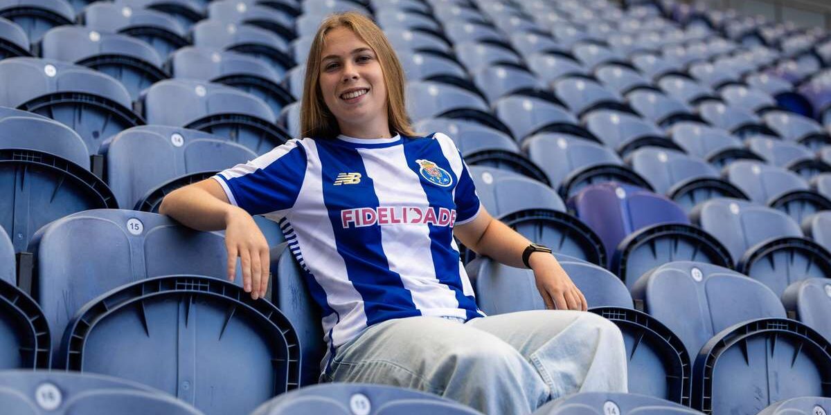 Mariana Queirós renova contrato com o FC Porto e prepara estreia na Liga BPI