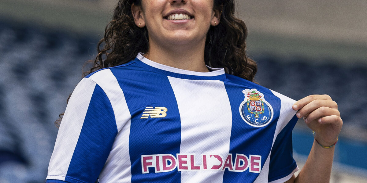 Matilde Vaz renova: A “mulher do primeiro golo” continua de Dragão ao peito!