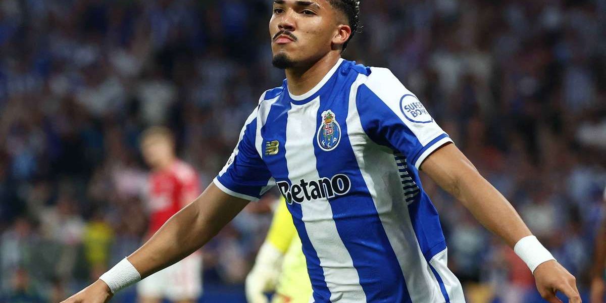 Atlético de Madrid demonstra interesse em William Gomes, extremo do FC Porto