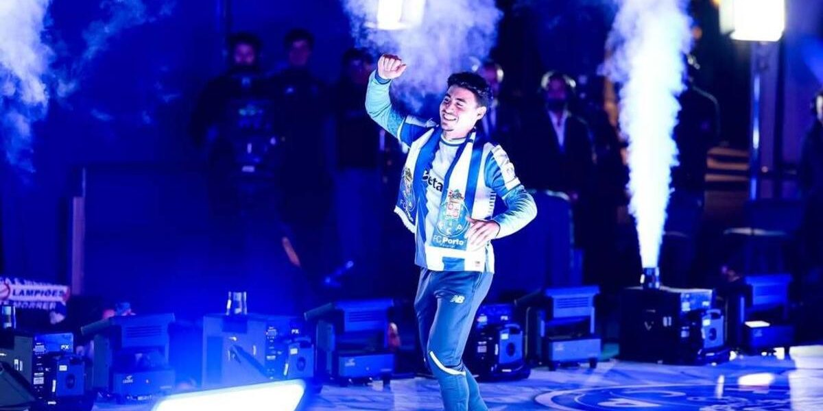 Vasco Sousa Expressa Determinação em Meio à Incerteza