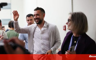 Farioli Exalta a Importância de Thiago Silva no Futebol