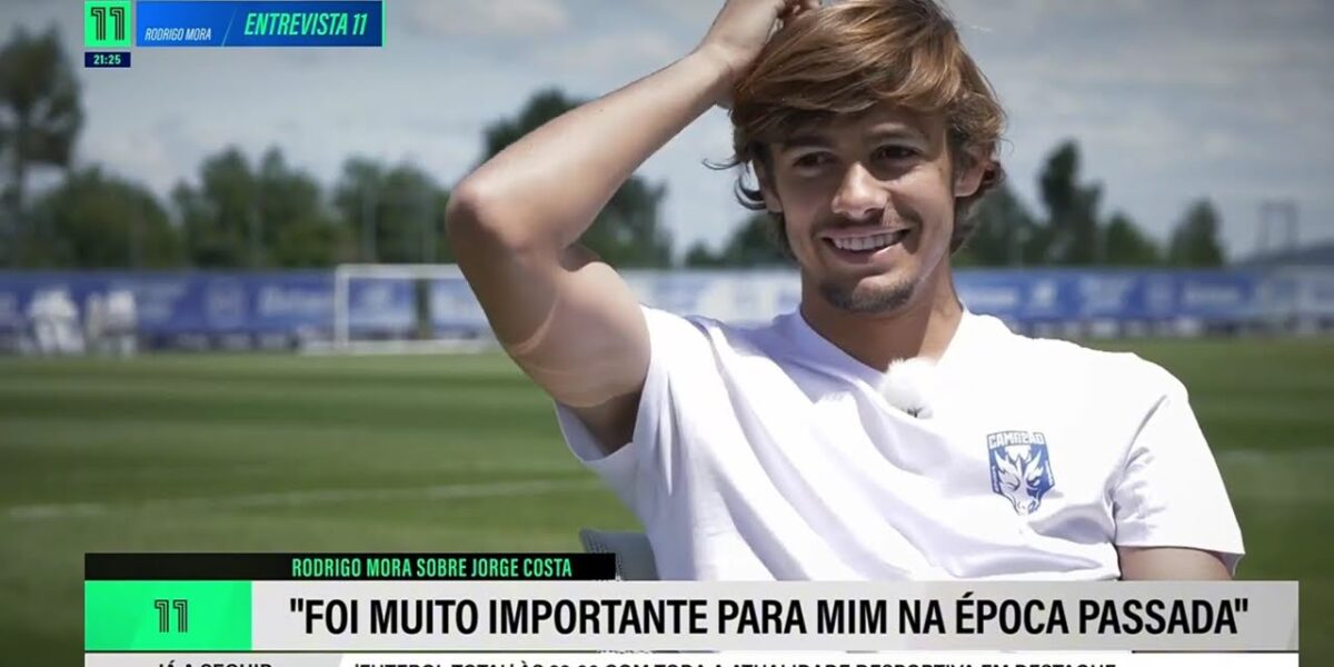 Rodrigo Mora recorda título do FC Porto e dedica conquista a Jorge Costa