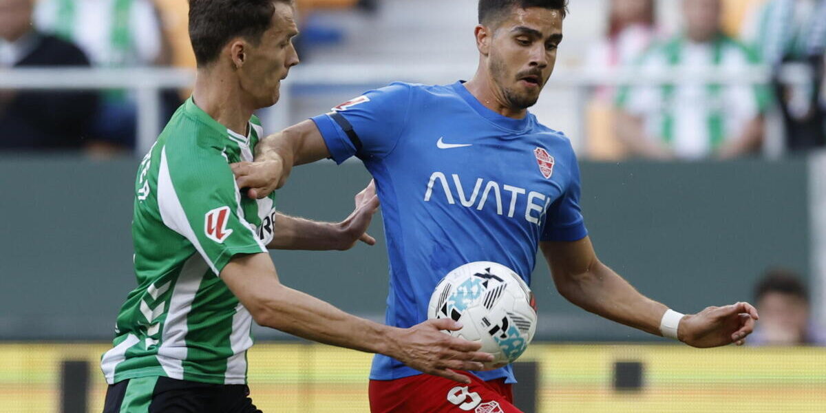 André Silva realiza exames médicos no FC Porto para selar regresso