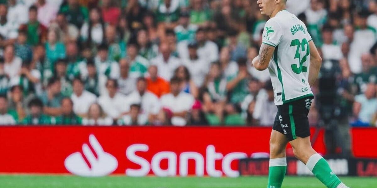 FC Porto Apontado ao Central Jorge Salinas do Racing Santander