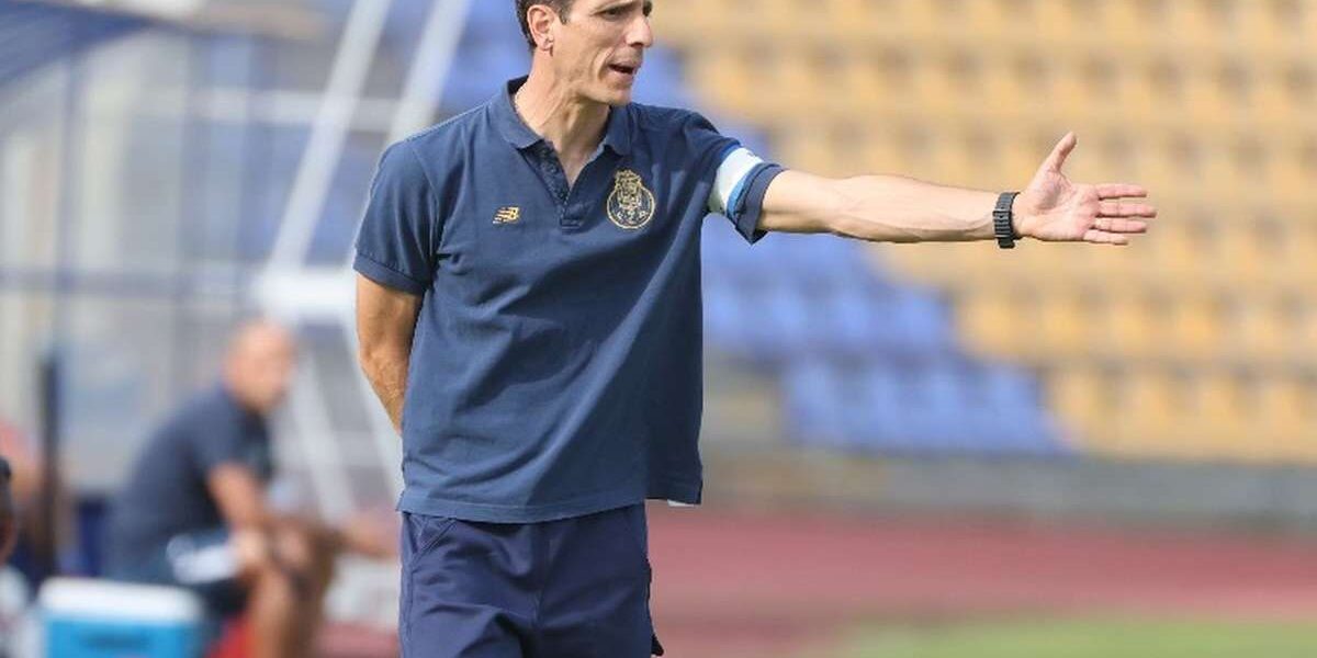 Sérgio Ferreira assume comando técnico do Alverca com Silvestre Varela na equipa