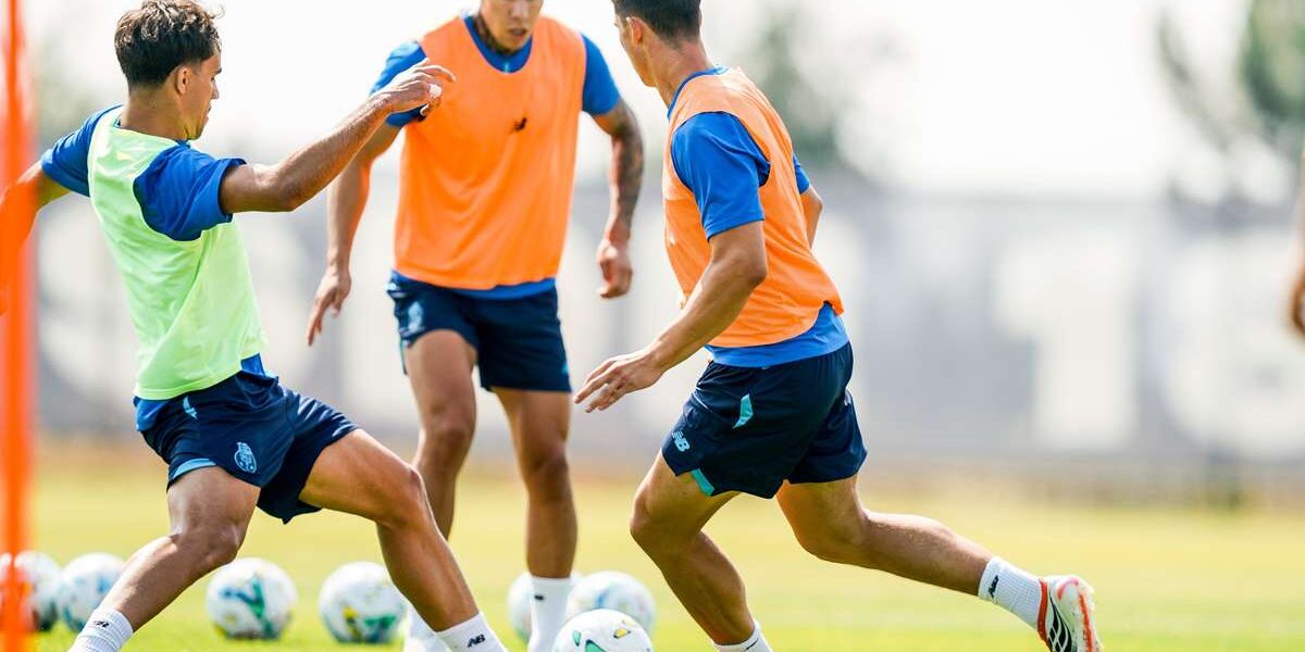 FC Porto Inicia Testes de Pré-Época Frente ao Hibernian no Olival