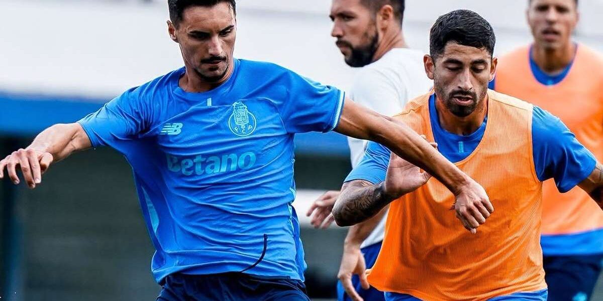 Olympiacos Equaciona Contratação de Stephen Eustáquio do FC Porto
