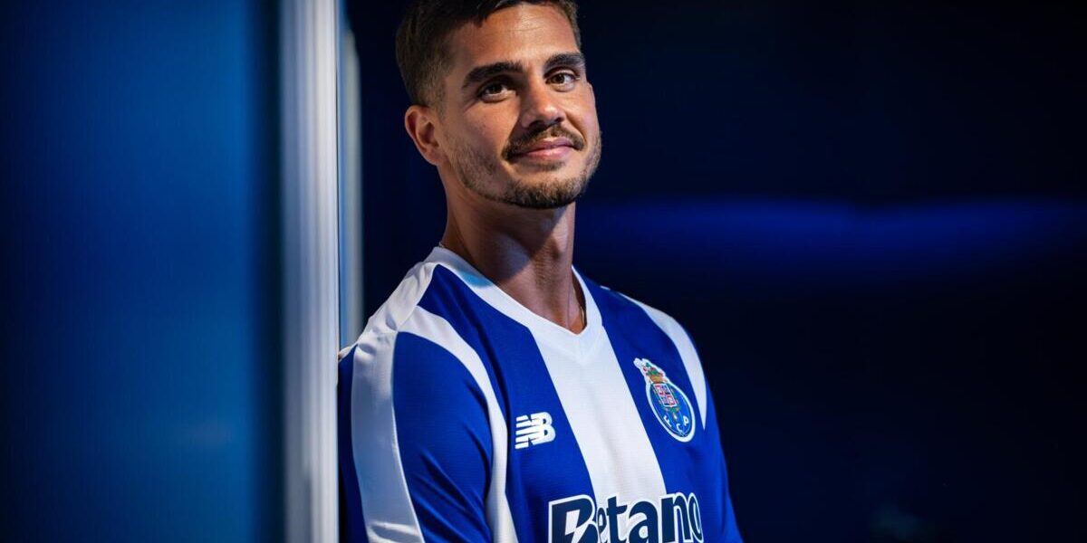 André Silva Elogia Farioli: “É um treinador à Porto”