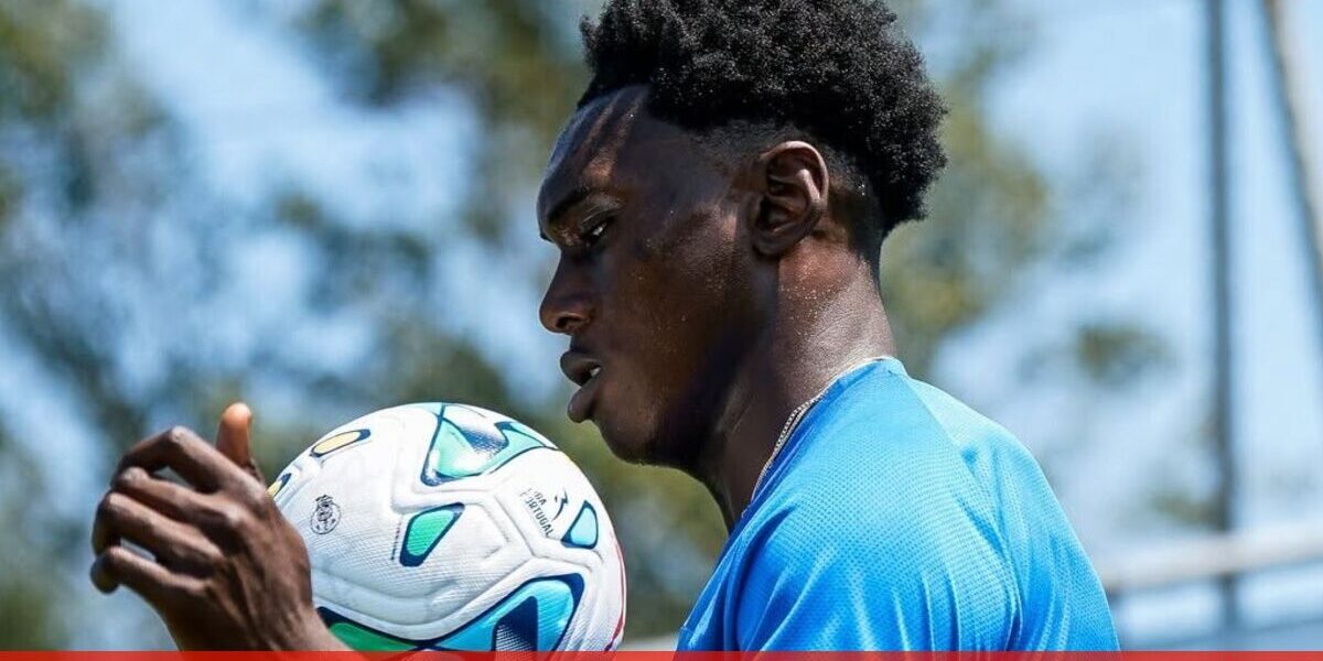Samu integra estágio do FC Porto em Inglaterra apesar de recuperação em curso