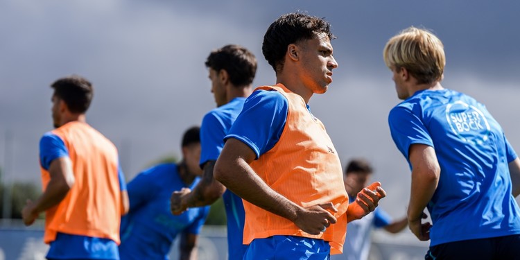 FC Porto Prepara Receção ao FC Alverca para a 1.ª Jornada da Liga no Estádio do Dragão