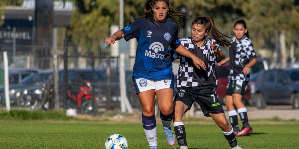 Ataque ganha peso: Mylena Freitas é reforço do FC Porto feminino
