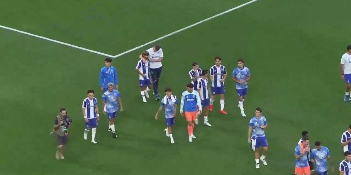Rodrigo Mora emociona-se no Dragão após vitória sobre o Alverca em meio a fortes rumores de transferência para a AS Roma