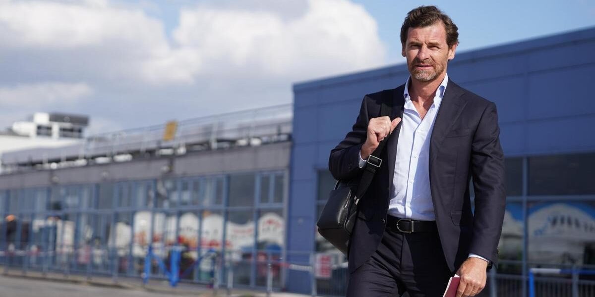 André Villas-Boas Recebe Medalha de Mérito da Câmara do Porto