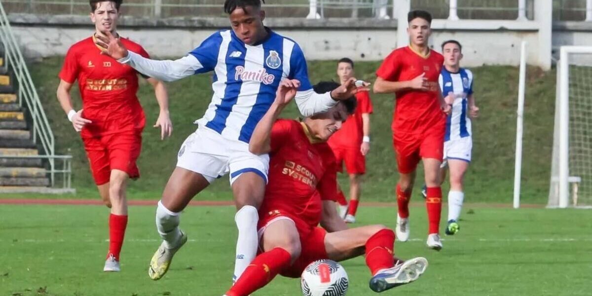 Cardoso Varela Relegado para a Equipa B do Dínamo Zagreb Após Polémica Transferência