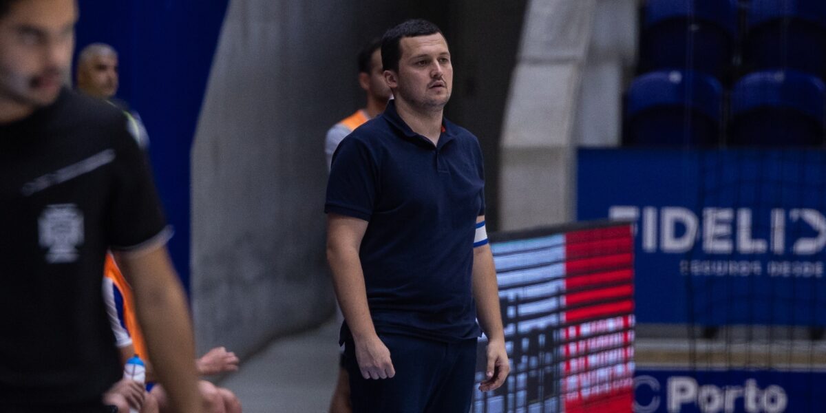 Entrada triunfal na história: FC Porto estreia futsal oficial com chapa sete no Dragão Arena