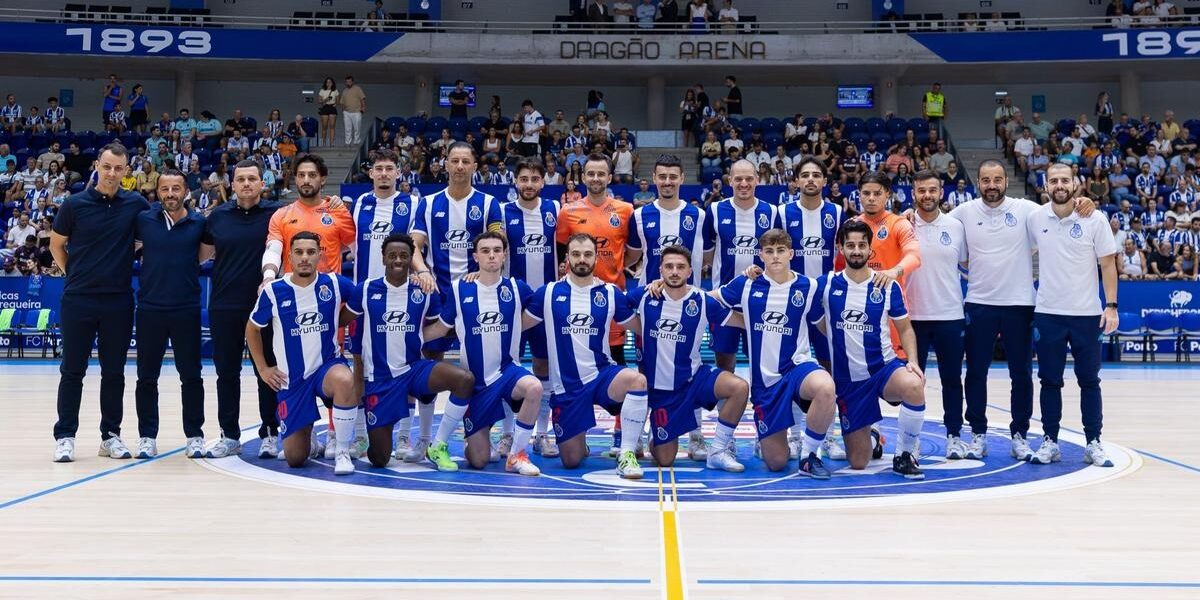 Dragão Arena ao rubro: Samuel Silva bisa e futsal do FC Porto estreia-se a ganhar