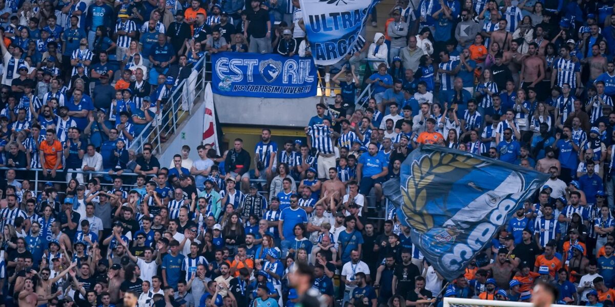 Pão duro, tochas e insultos: FC Porto multado em quase 27 mil euros após o Clássico