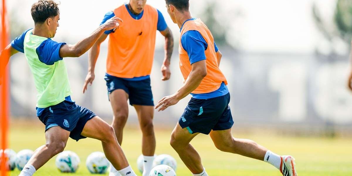 FC Porto Inicia Testes de Pré-Época Frente ao Hibernian no Olival