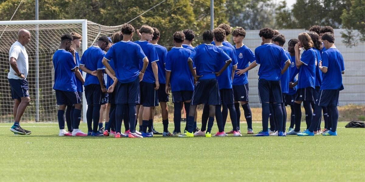 Três promessas do Coimbra FC a caminho do Olival: FC Porto testa jovens do projecto Elite Dragons