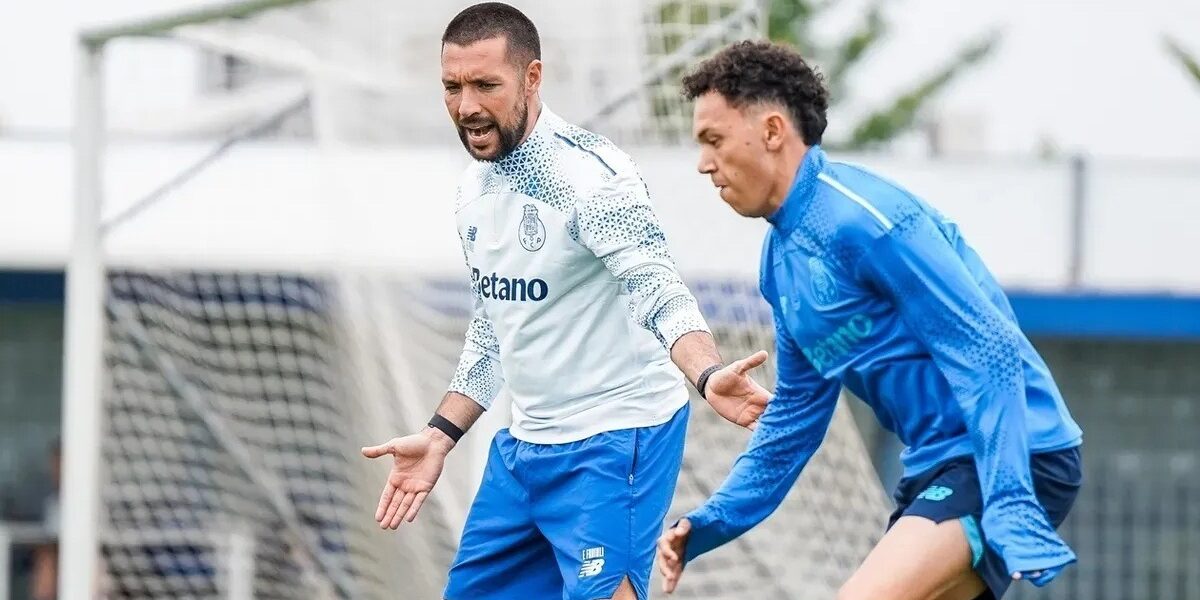 Farioli Antecipa Duelo com Rio Ave: Varela Ausente, André Silva e Alberto Costa em Recuperação