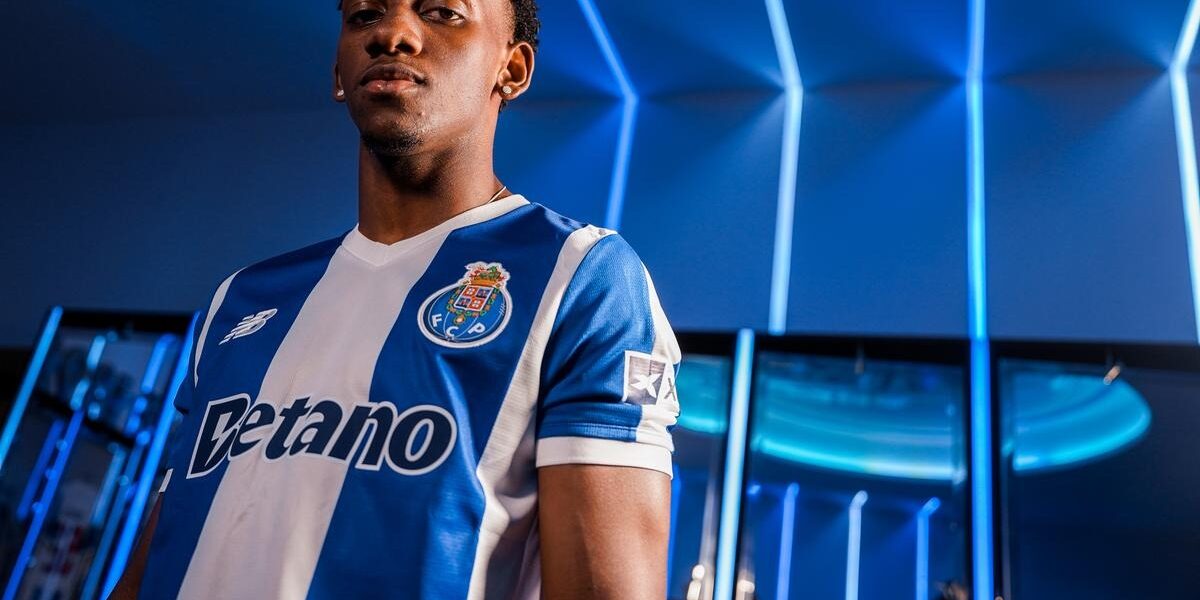Souza e Gabriel Mec no FC Porto: Dupla brasileira tem a cabeça no sítio para chegar ao topo