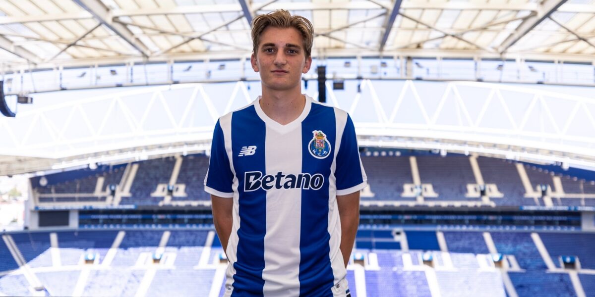Dois Froholdts no Dragão: lateral Hjalte é reforço oficial para a equipa B