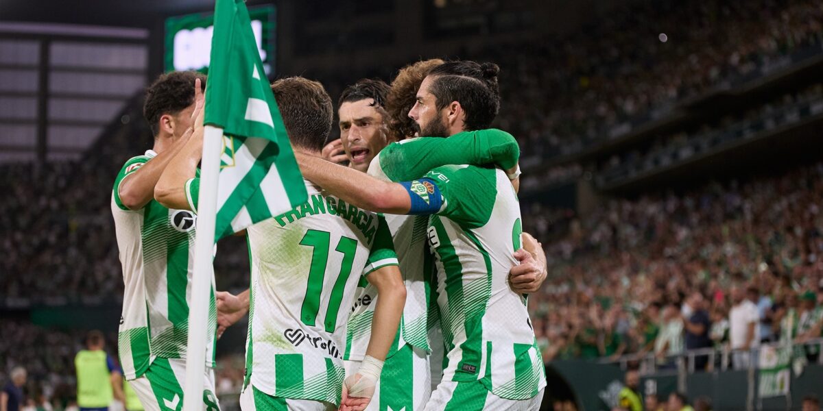 Alarme no Betis: Antony lesionou-se e está em dúvida para o duelo com o FC Porto