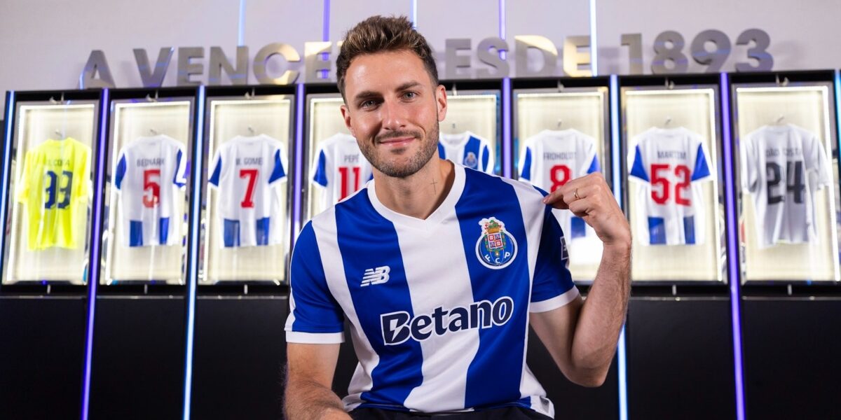 Santiago Giménez apresentado no FC Porto: “Quero demonstrar aquilo de que sou feito”