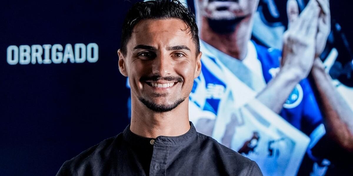 «Nada se compara ao FC Porto»: Stephen Eustáquio despede-se do Dragão e ruma ao Swansea